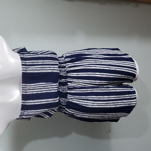 Charlotte Russe Womens Strapless Blue/White Stripe Romper-Ruffle-Pockets-EC-Sz M - Picture 6 of 11
